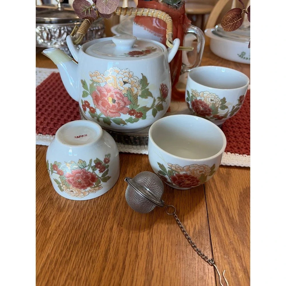 Vintage Japanese Porcelain Tea Set Floral Peony Gold Gilt Teapot 3 Cups Infuser